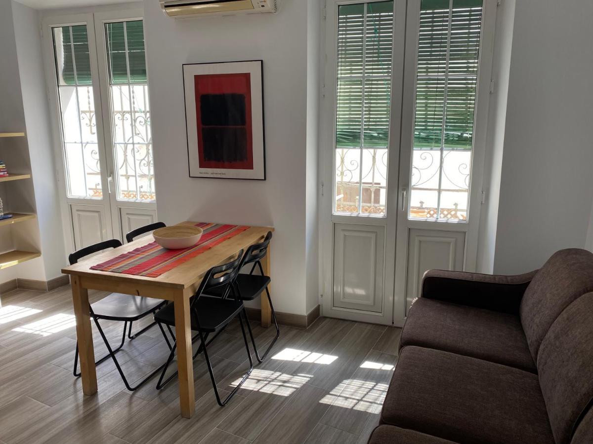 Apartamento Imperial Sevilla City Center Ngoại thất bức ảnh