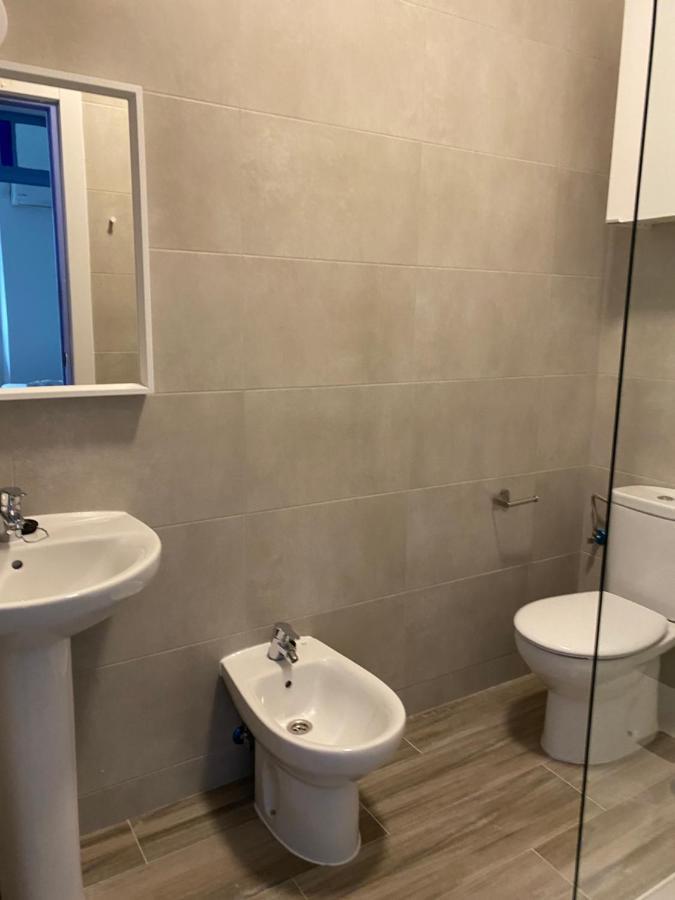 Apartamento Imperial Sevilla City Center Ngoại thất bức ảnh