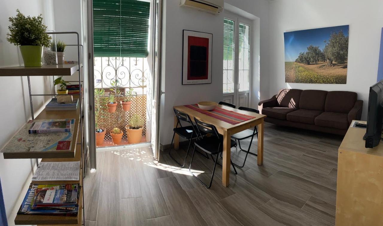 Apartamento Imperial Sevilla City Center Ngoại thất bức ảnh