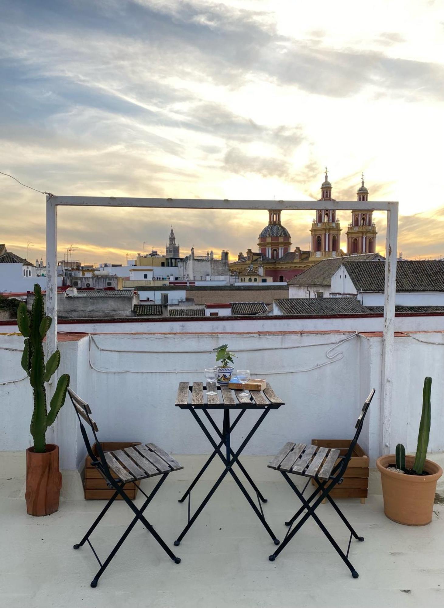 Apartamento Imperial Sevilla City Center Ngoại thất bức ảnh