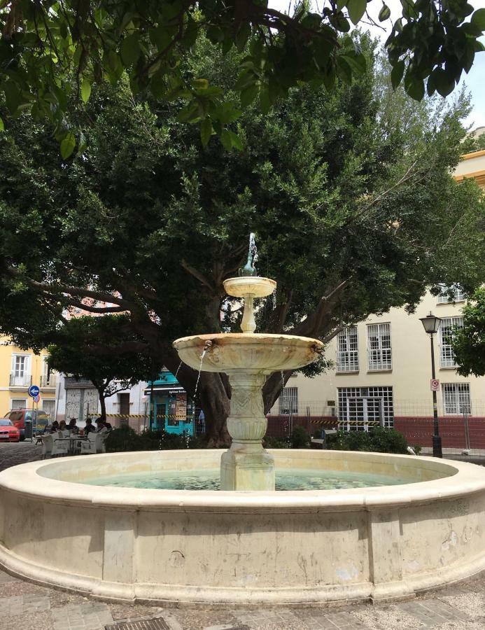 Apartamento Imperial Sevilla City Center Ngoại thất bức ảnh